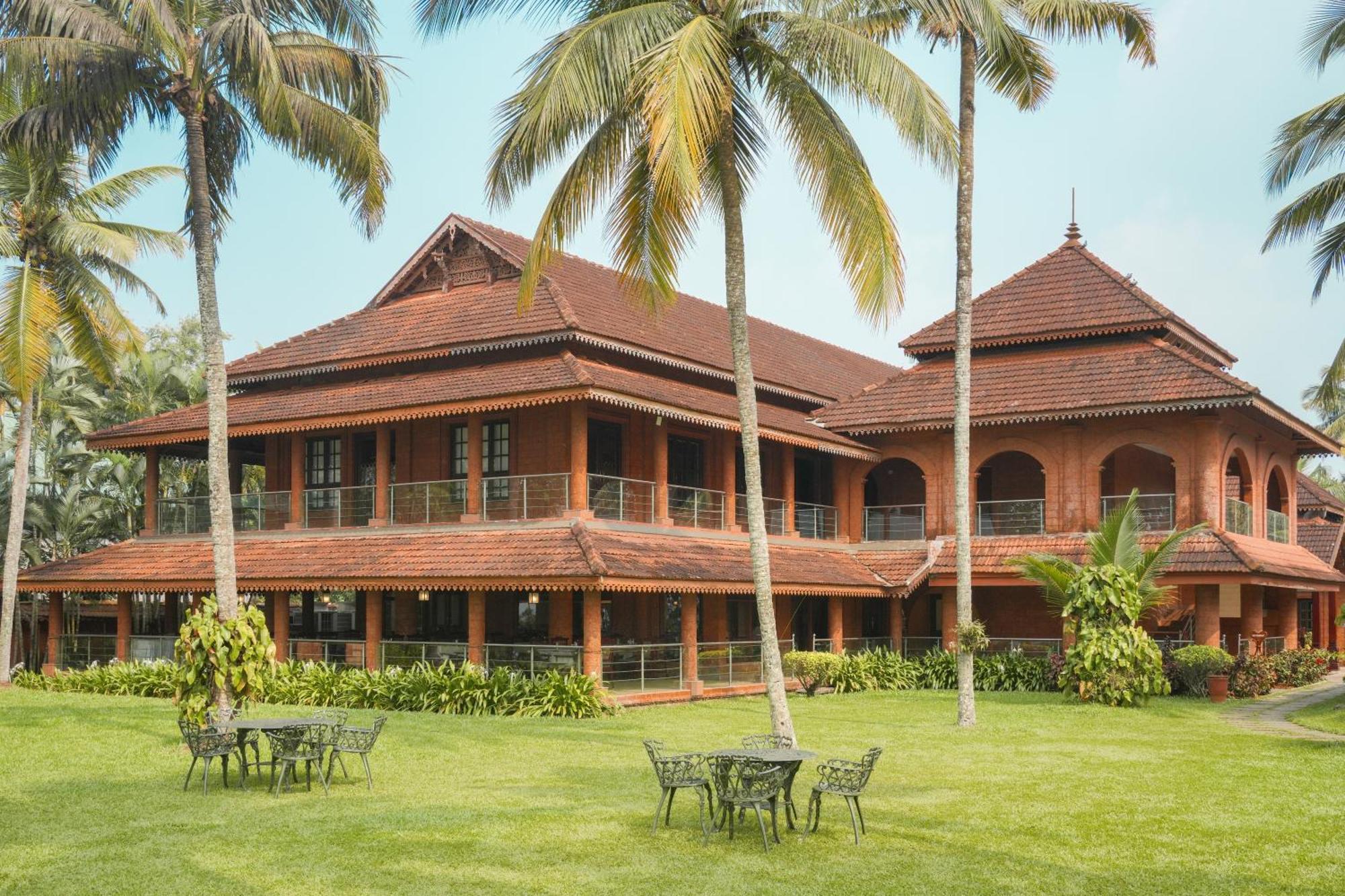 Lakesong Resort Kumarakom Exterior photo