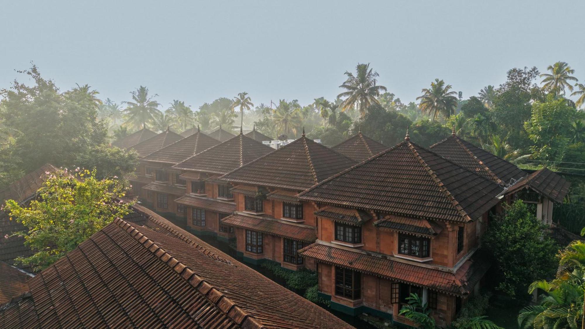 Lakesong Resort Kumarakom Exterior photo