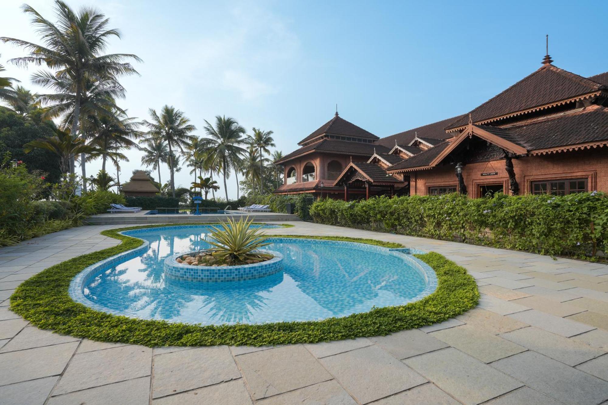 Lakesong Resort Kumarakom Exterior photo